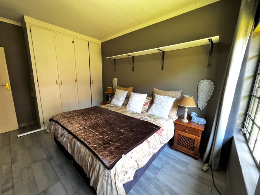 To Let 4 Bedroom Property for Rent in Cashan North West